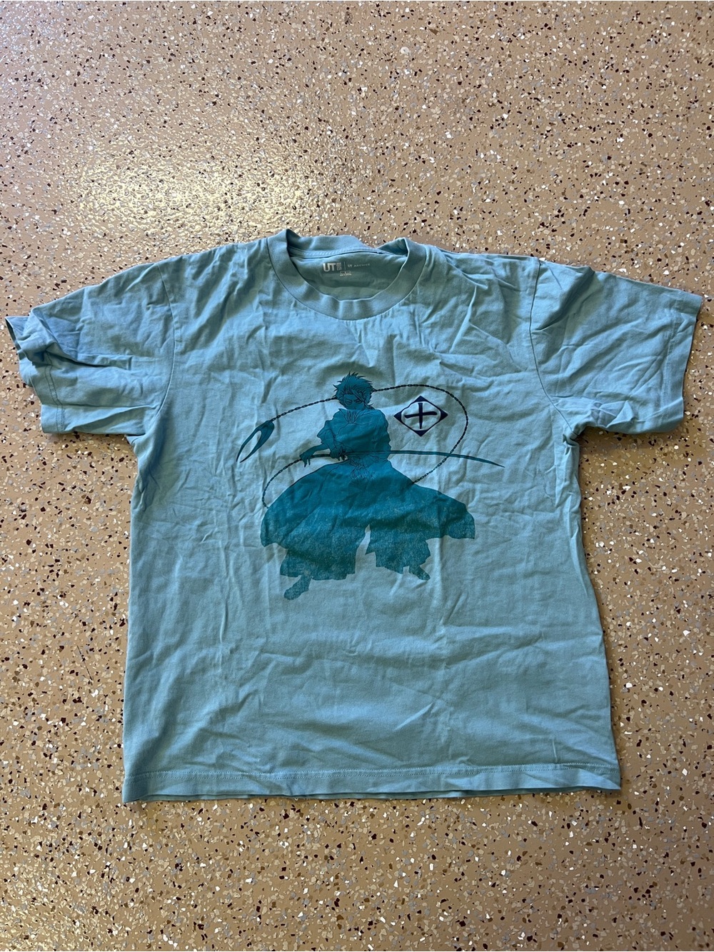 Uniqlo Toshiro Hitsugaya Shirt